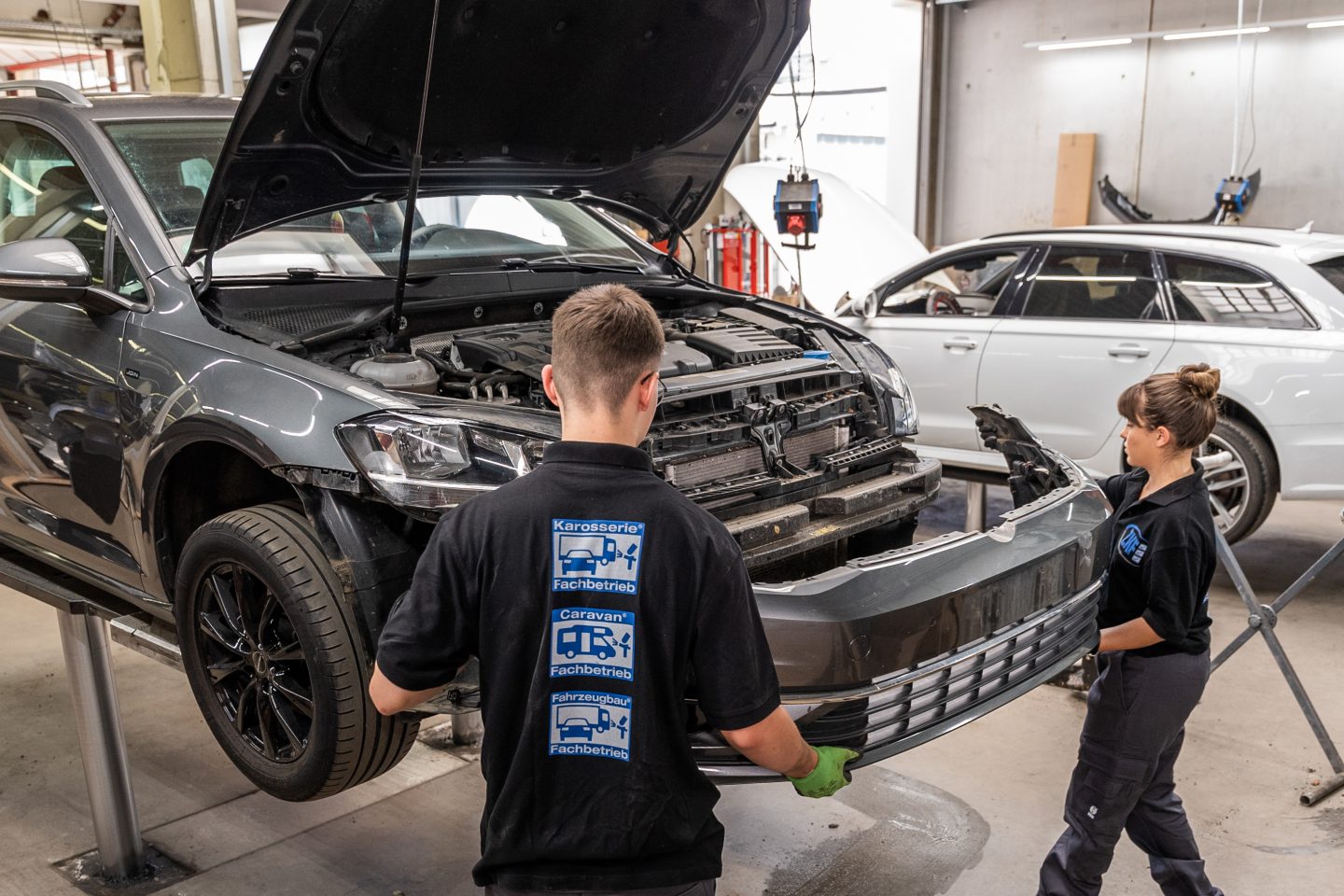 Ausbildung Zum Karosserie Und Fahrzeugbaumechaniker www.wasmitautos.com